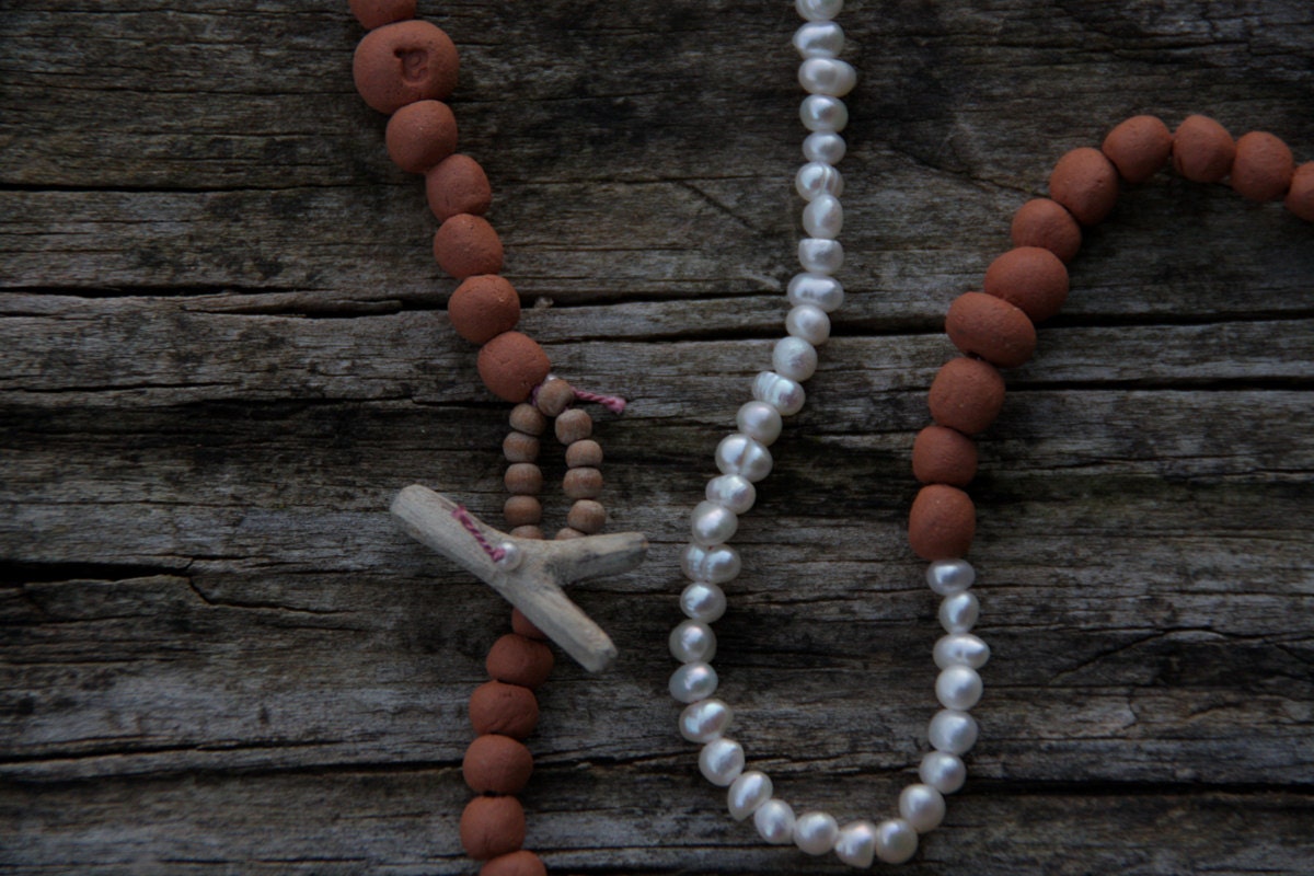 Ray of light - short beaded ceramic necklace - ready to ship