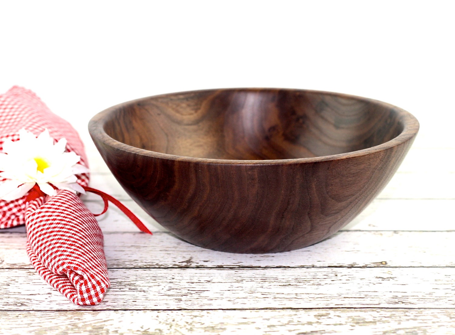 Wooden Walnut Bowl 8 1/4-inch dish