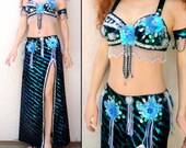 Professional Ameynra BELLY DANCE COSTUME, Black with flowers, size M, New