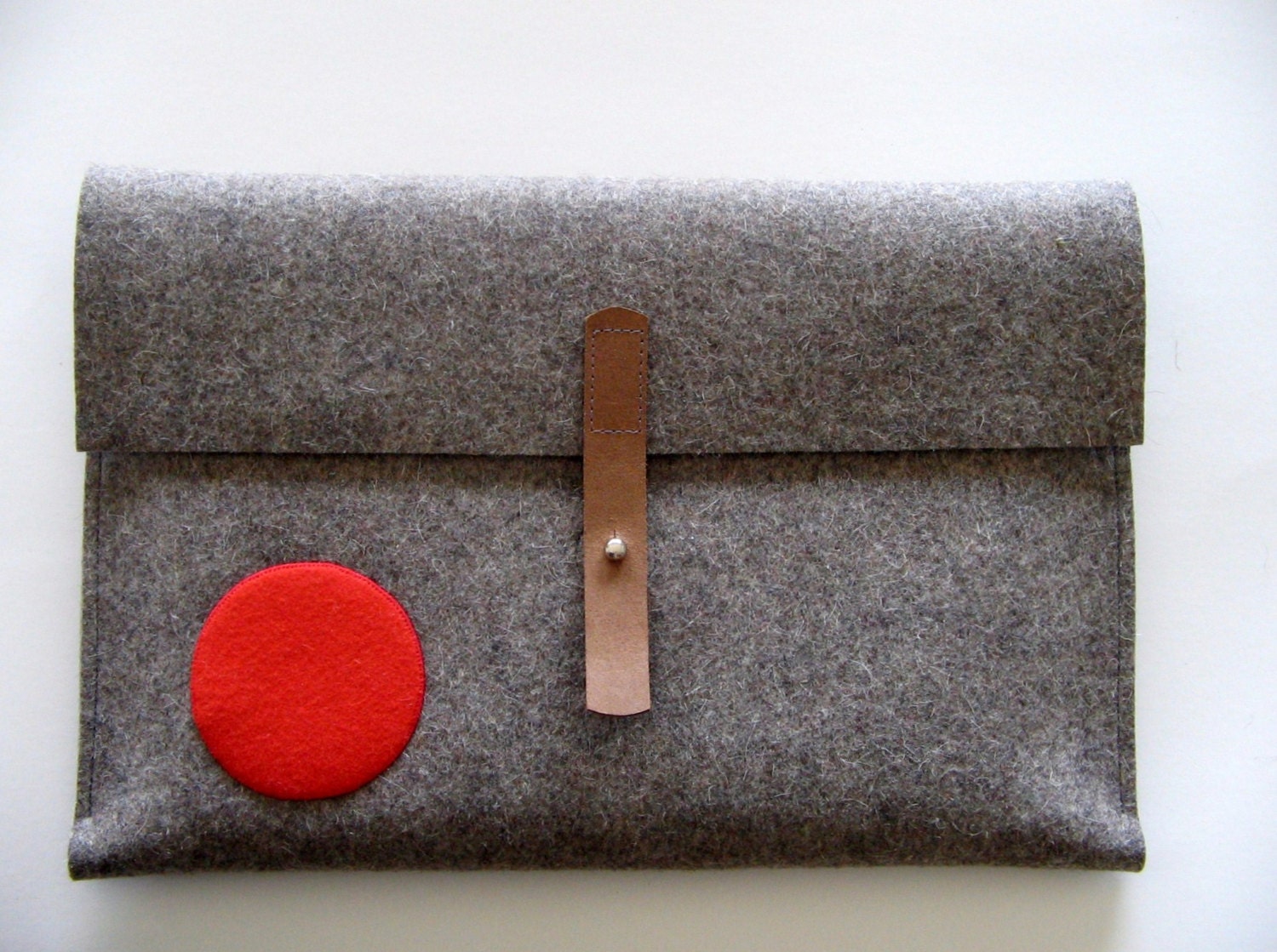 Wool felt Mac Air Sleeve 13 inch- Gray -red circle-leather