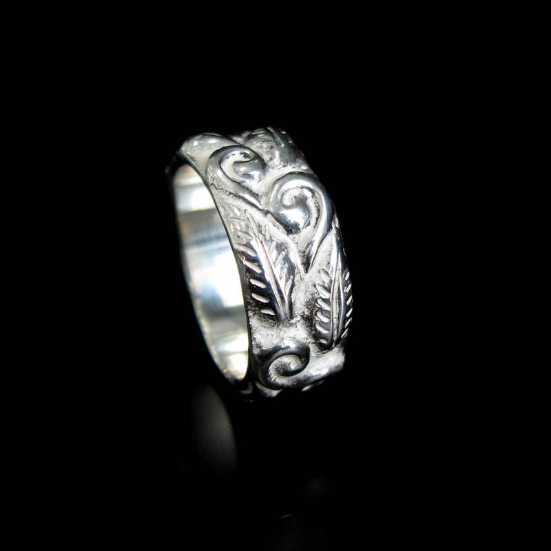 Sterling Silver Leaf and Filigree Ring