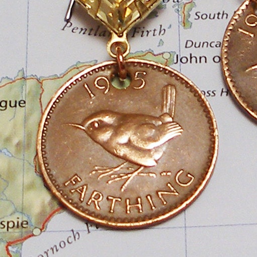 United Kingdom Vintage Coin Earrings - - Sweet Little Birds - - British Wren - UK - Songbird - Nature - Farthing - Old Money - Spring