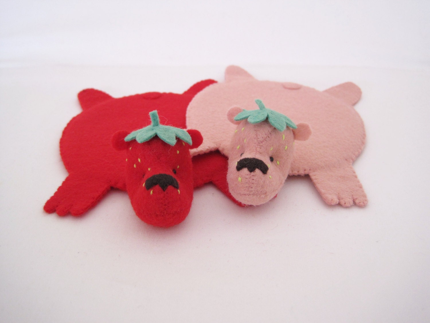 StrawBeary Rug Coaster (Set of Two)
