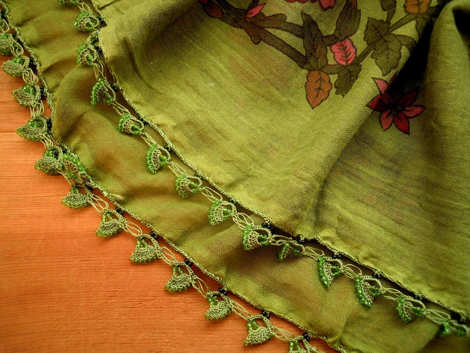 green scarf with crochet beaded edging, square, cotton, pink flower print, vintage
