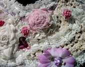 necklace, statement necklace, marie antoinette, lace,bib,pink,flower, fae, spring, french style, versailles,romance, jewelry,spring fashion