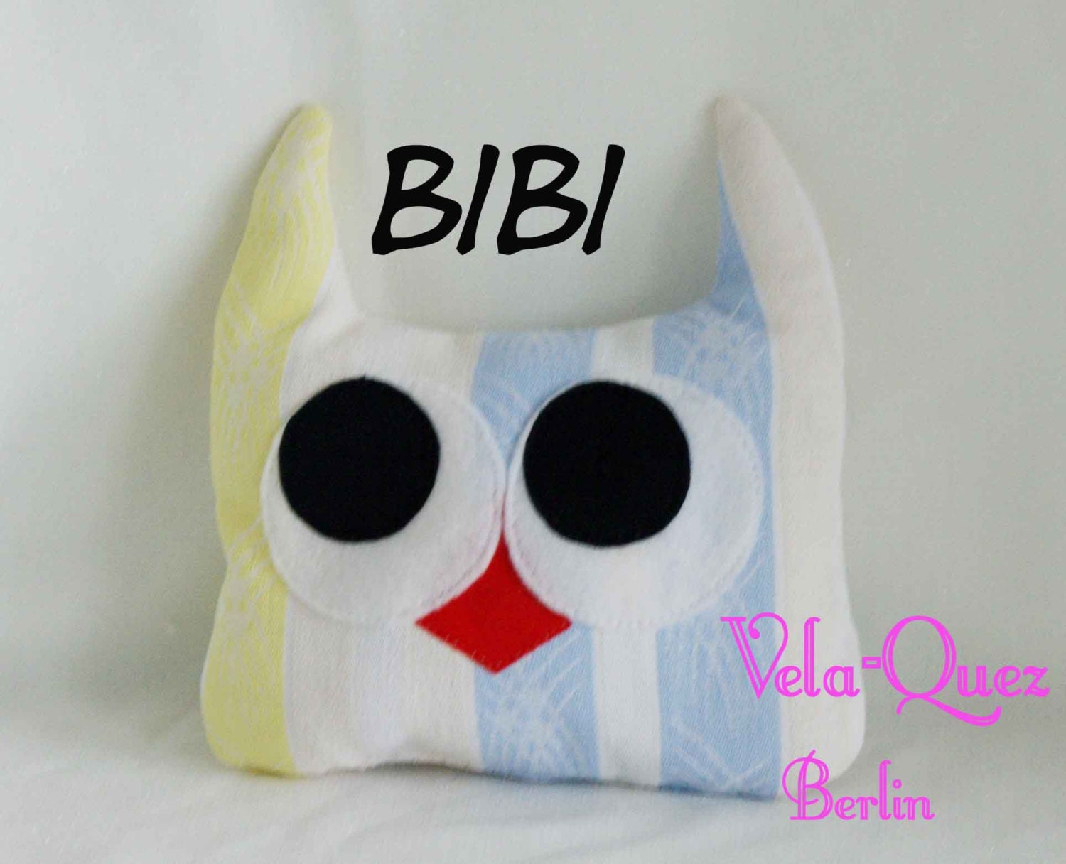 Cute owl pillows, perfect for children or as an accessoire in your home, cotton