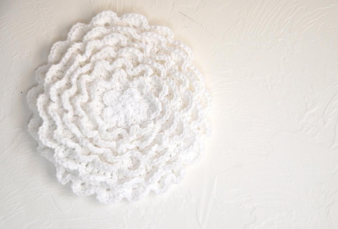 Cotton  Pot Holder Granny Bloom Flower Hot Pad double thickness white