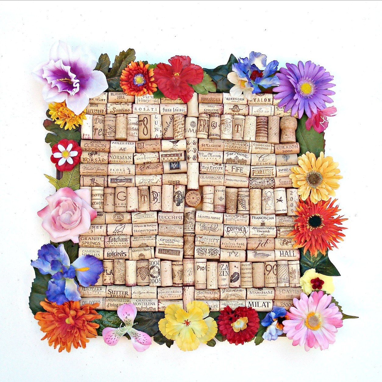 Wine cork bulletin board - Spring flower border - by Lolailo