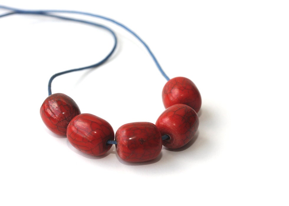 Red wood necklace - cracked beaded necklace - minimalist jewelry - modern necklace