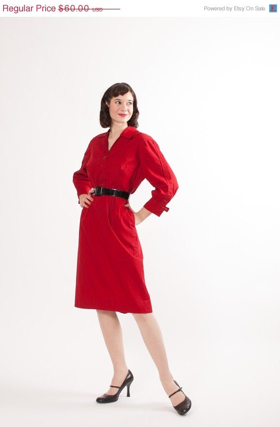 30% OFF - Vintage 1950s Shirtwaist Dress - 50s Dress - Fire Engine Red