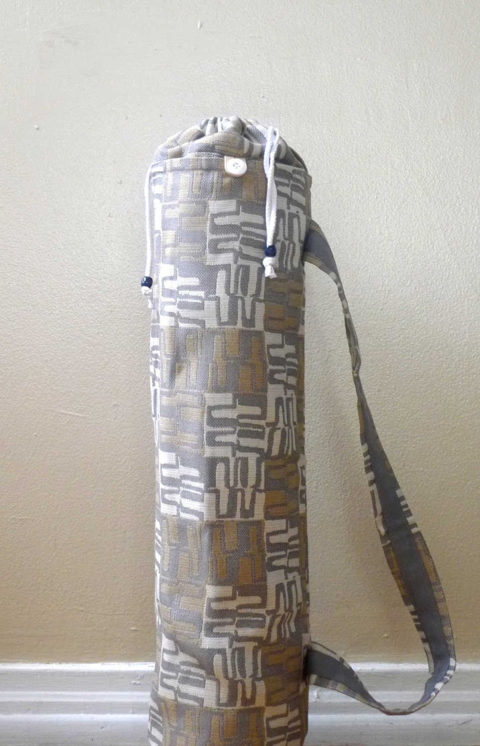 Greek Key Block / White / Grey / Yoga Mat Bag