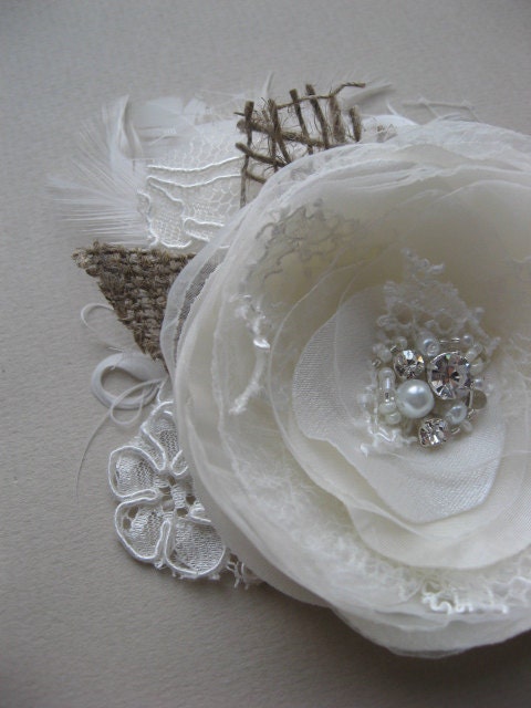 Burlap lace Wedding, hair accessory, Ivory farm lace hairpiece, bridal fascinator flower, vintage rustic Adornment fetaher netting