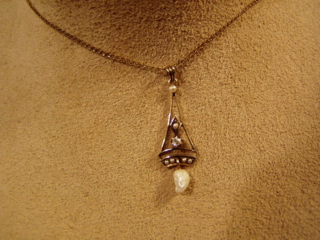 Antique Victorian Art Nouveau 14K Yel Gold Diamond & Pearl Pendant Necklace  5127