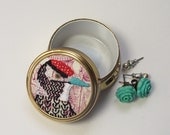 Woodpecker Birdseeker Small Brass Trinket Box
