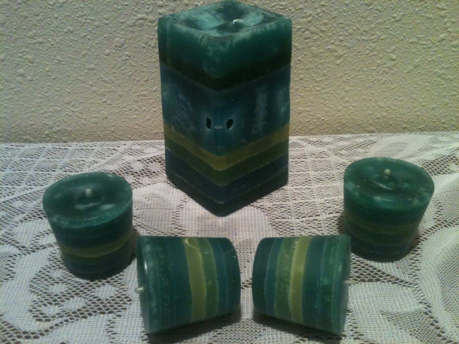 Ocean Breeze Scented Pillar Ice Candle Gift Set