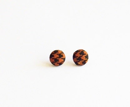 Working Woman - upcycled vintage scarf - Repurposed Covered Button Earrings - houndstooth earrings - navy and brown earrings