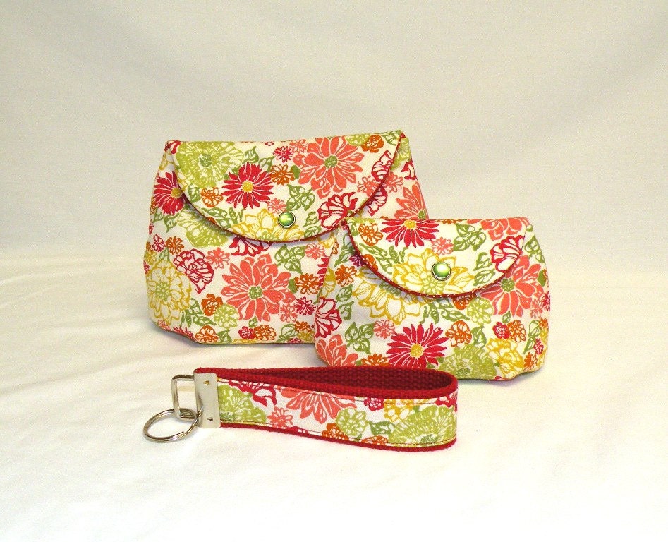 Make Up Bag/Coin Purse/Key Fob gift set in sunny floral in citrus hues.
