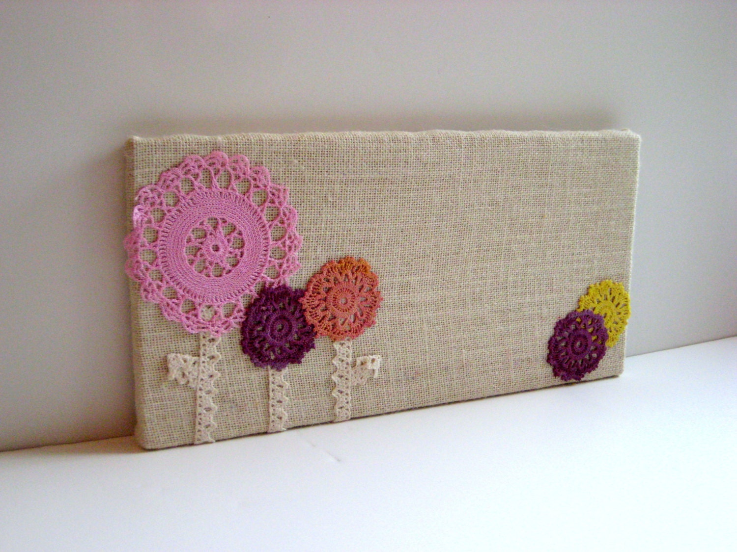 Bulletin Board made from Burlap and Lace with vintage embroidered doily flowers, Photo Memo pin Board, girl decor