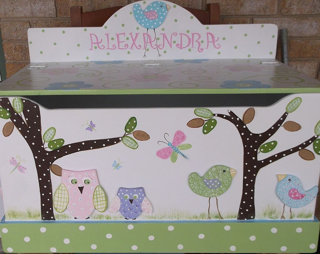 CUSTOM TOY BoX TOY CHeST Birds  Wooden Storage Bench Storage Box