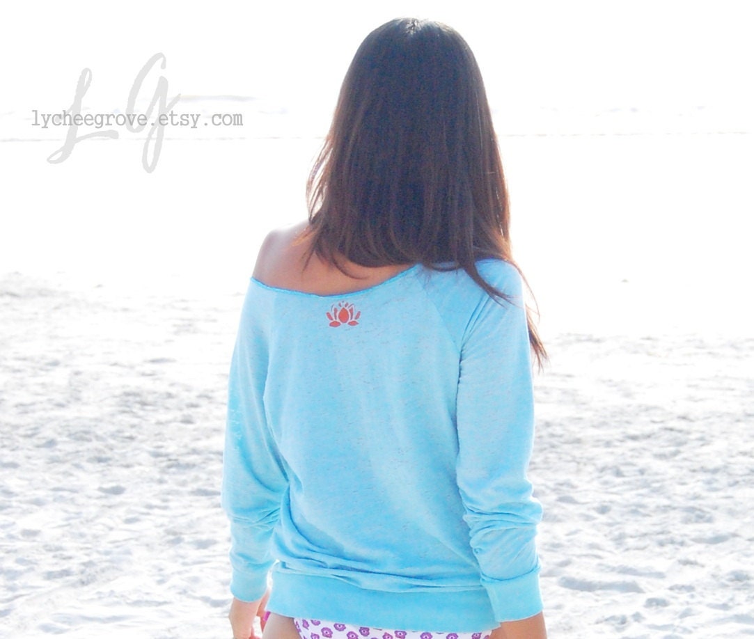Mandarin Lotus Yoga Pullover Top  (Blue)