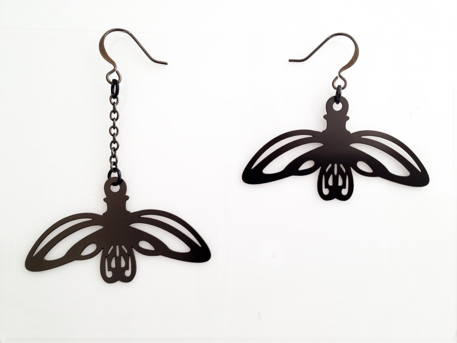 Flower Drop Earrings Black