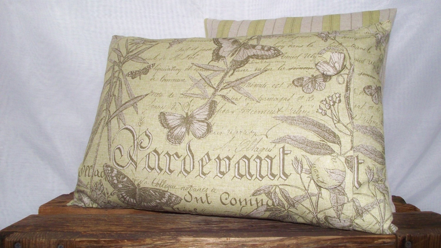 Pillow Cover 14x20 Butterfly Botanical Print, Script Background, Celery Green, Cream. Fabric Covered Buttons.