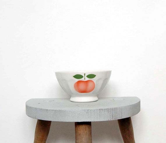 Vintage French Cafe au Lait Bowl - Apple Design