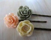 Floral bobby pins - Three vintage inspired hair pins in gray, peachy pink and cream