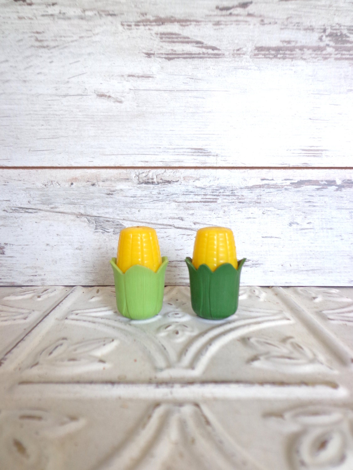 Vintage Plastic Corn on the Cob Salt & Pepper Shakers Tiny Quirky Kitschy Royal 2"