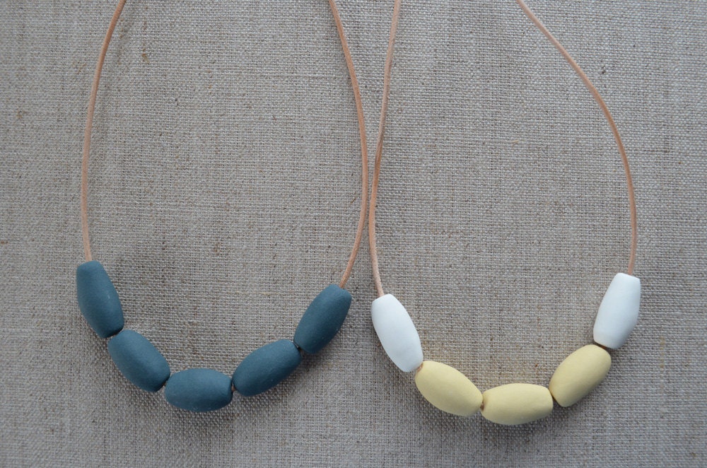 Sea Berry Ceramic Necklace Sample Sale