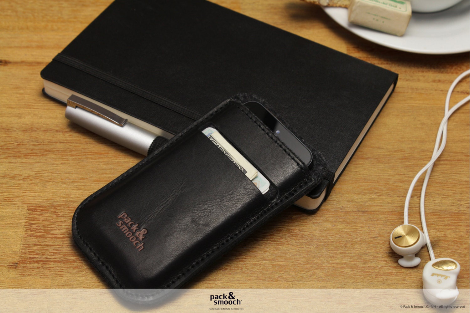Pack & Smooch iPhone 4S/4 wallet case iphone 4 cover -LEICESTER- LE-4-BLACK
