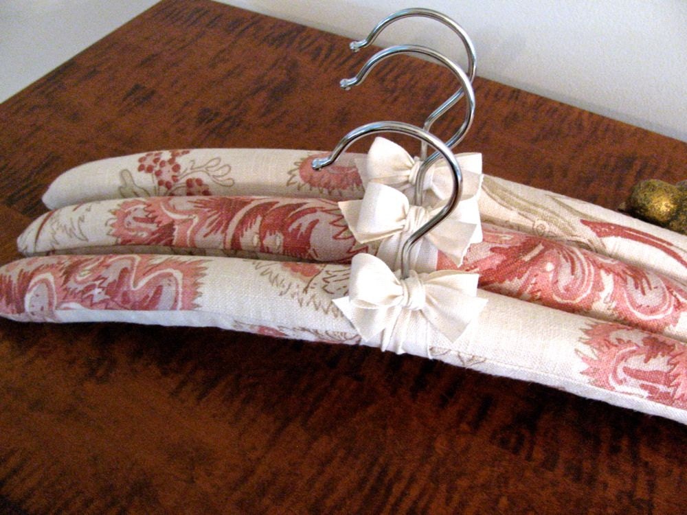 Padded Hangers, French Floral in Pinks and Corals with Organic Ribbon Accent (Set of 3)