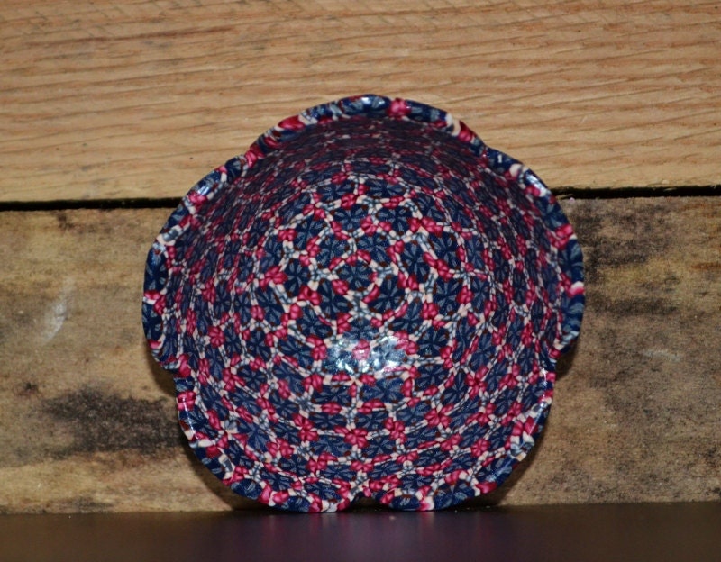 SALE - Small Bowl covered with Polymer Clay, decorative and functional, flower design