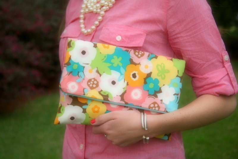 foldover clutch purse in floral print / flowers / teal orange yellow green pink / bridesmaid / spring summer / retro / mother's day gift