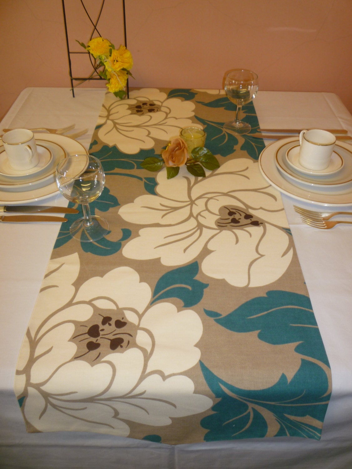 Funky Table Cream table and Floral runner   Sale Retro Cyber Runner  Taupe Monday placemats teal ,Teal