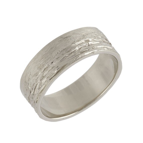 Mens Wood Grain Wide Matte Wedding Band in White Gold