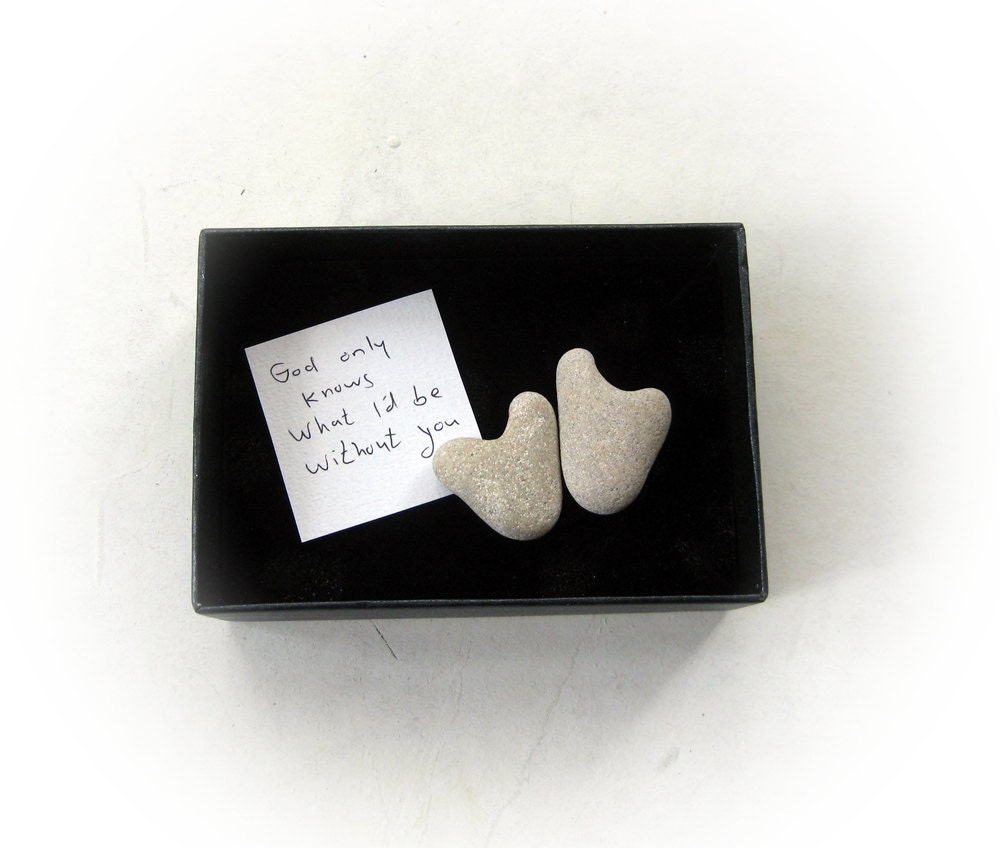 Unique Wedding Card  - 2 heart shaped rocks in a box