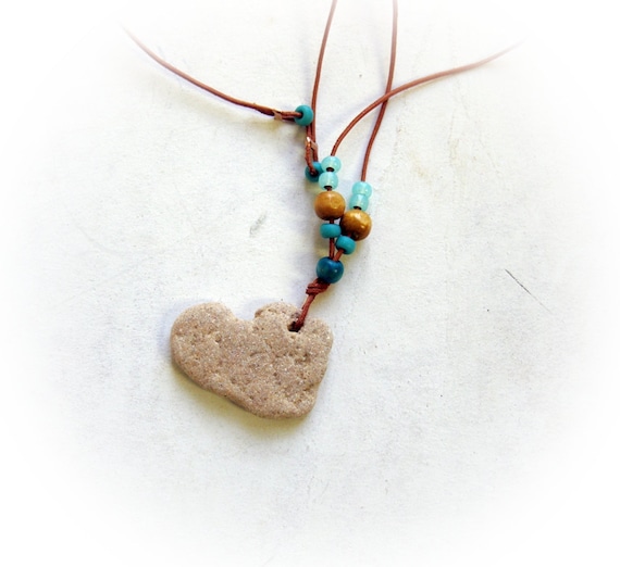heart stone Necklace Jewelry - natural heart shaped beach stone