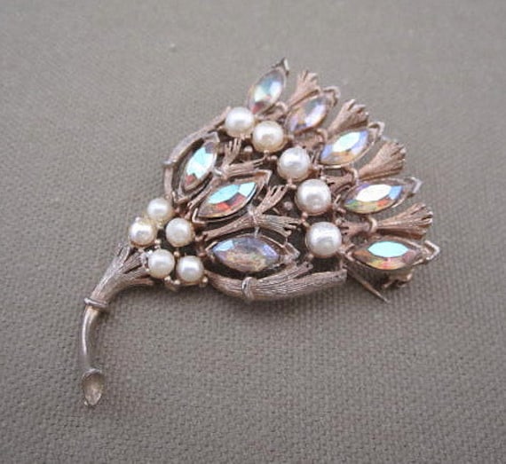 Large Vintage Flower Fan Rhinestone Brooch