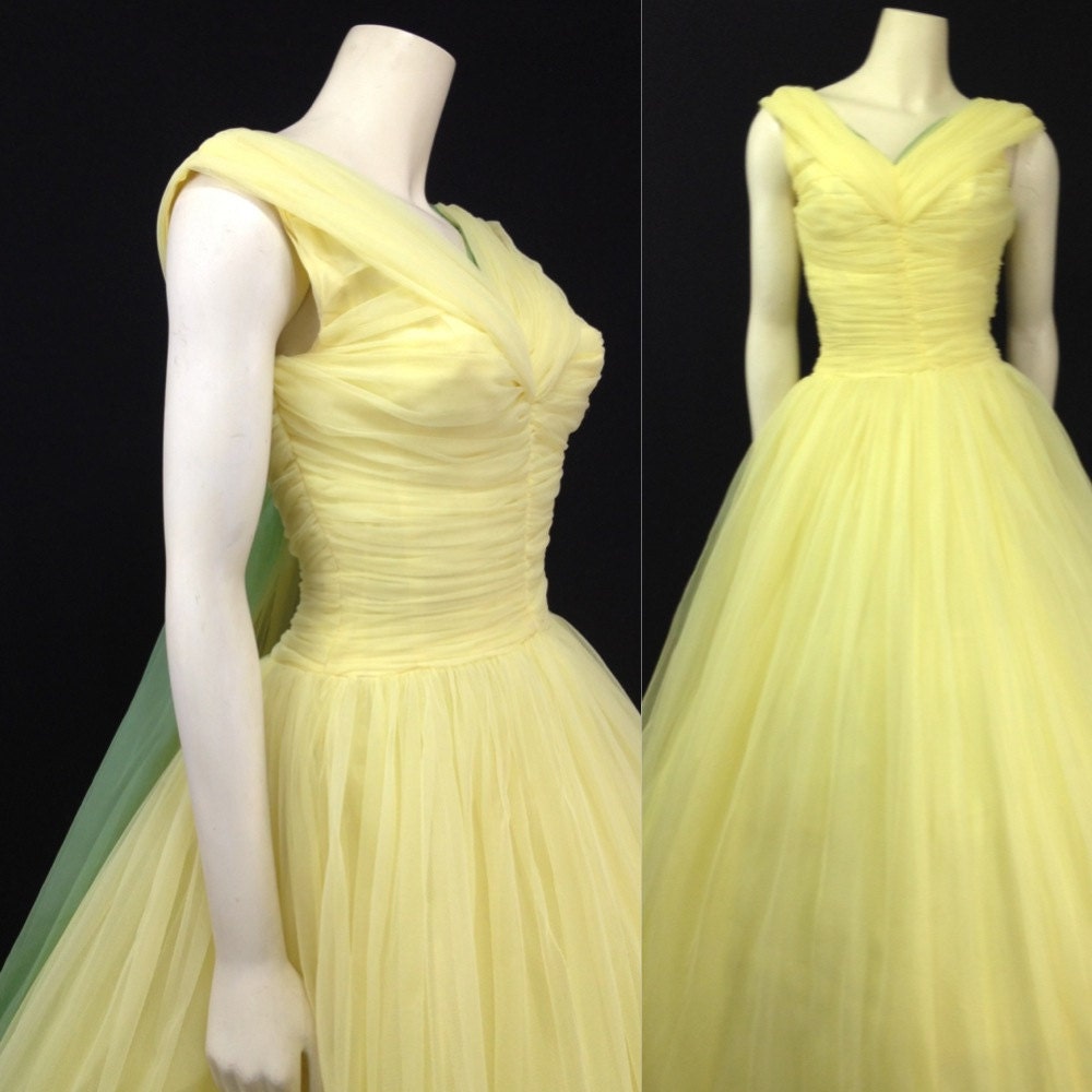 Vintage 1950s ball gown Yellow Prom Dress formal tulle Full skirt Ruched Sleeveless Princess