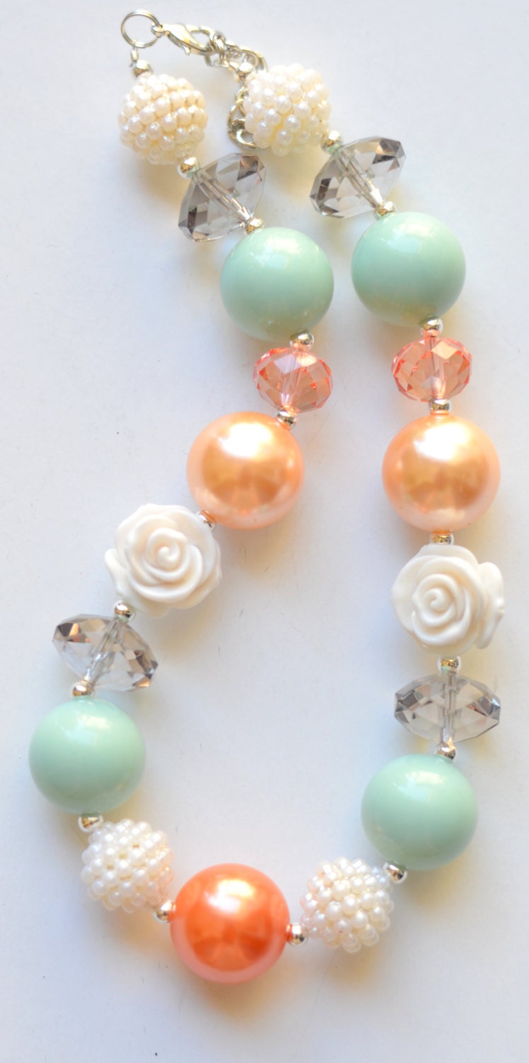 Rose Bud Sweetie Girls Chunky Beaded Necklace