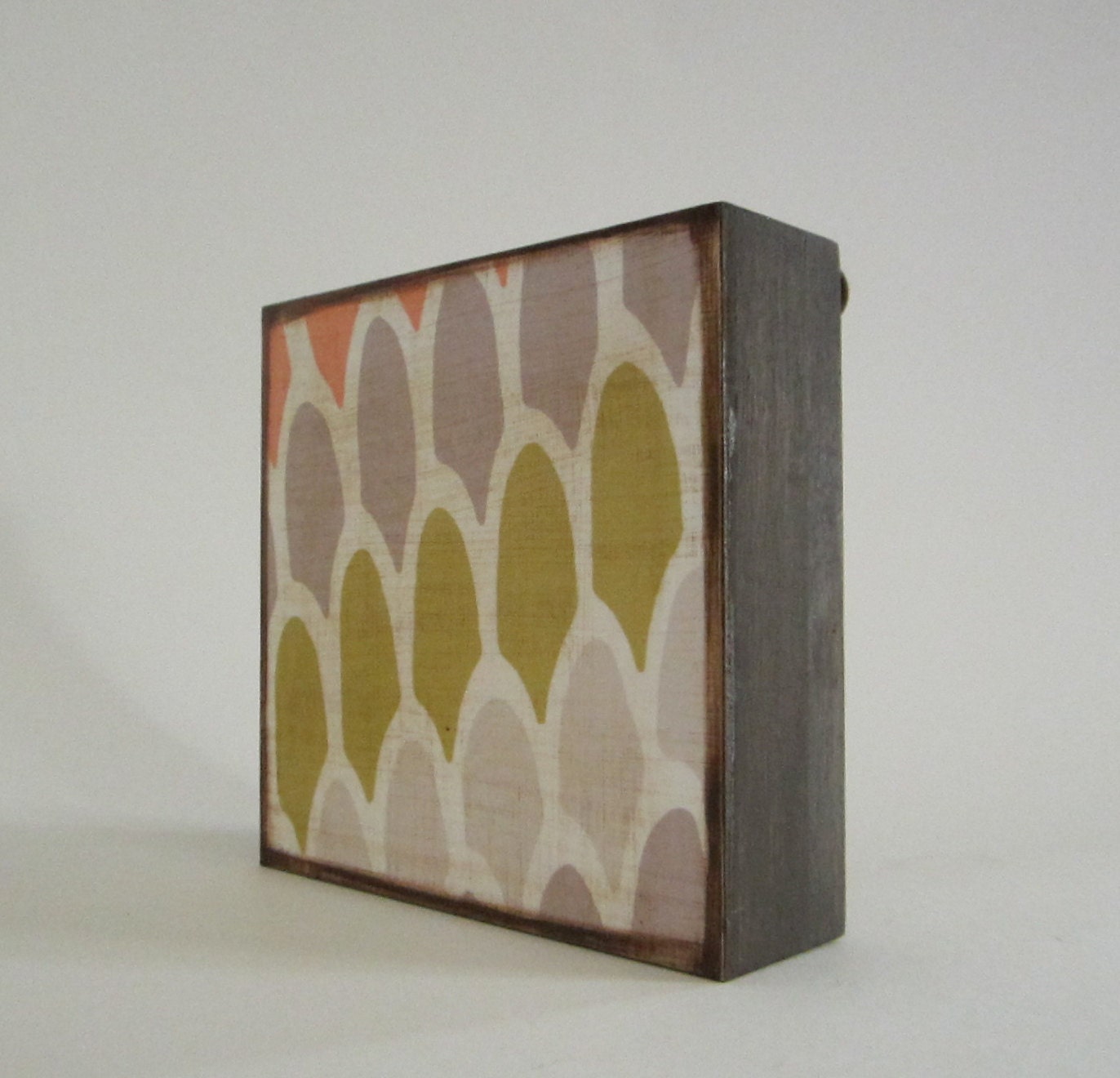 Scallop Pattern Orange 5x5 art block on wood Green Gray Green fish scales shapes red tile studio