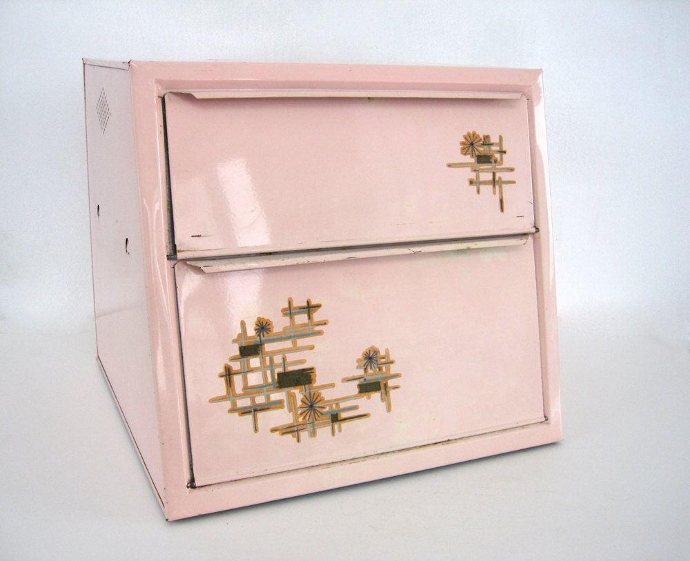 Vintage Metal Bread Box Tin Atomic Pink by BrooklynStVintage