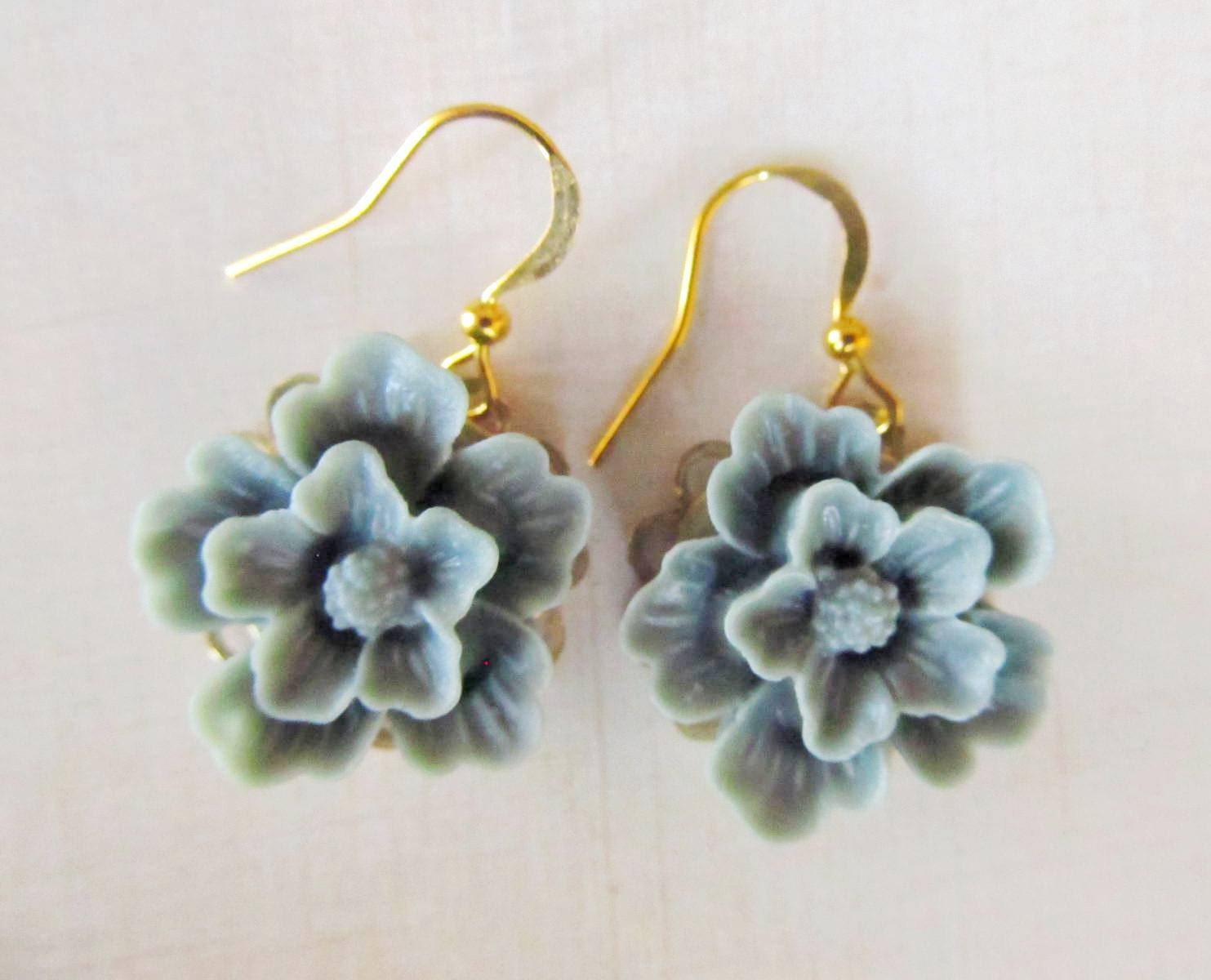 Floral earrings, Simple and Romantic Earrings, blue, gold plated wire hook, great gift for holiday FREE SHIPPING