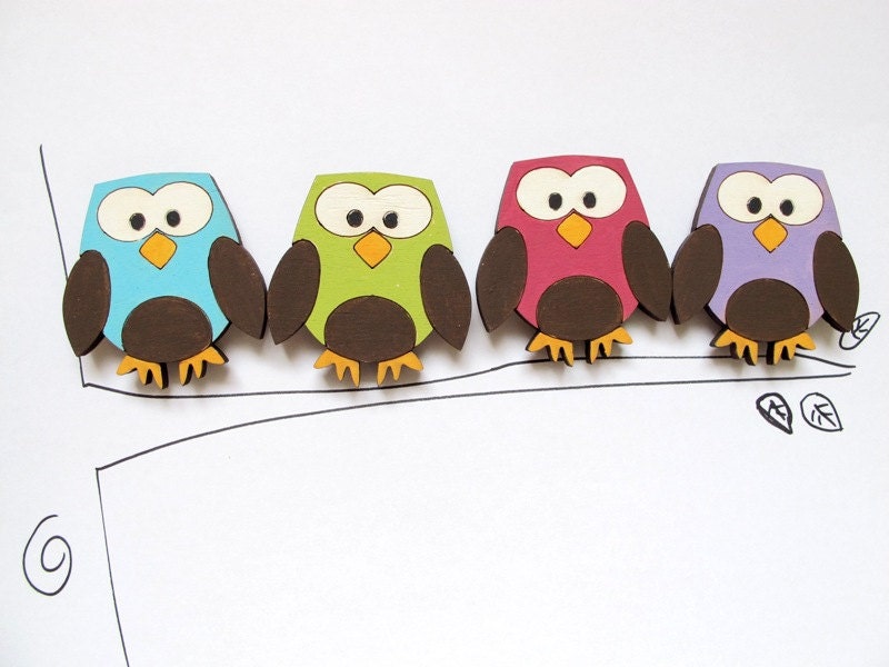 Magnets- Set of 4 wooden magnets-colorful owls -funny magnets for children/teens/adults/ hostess gift