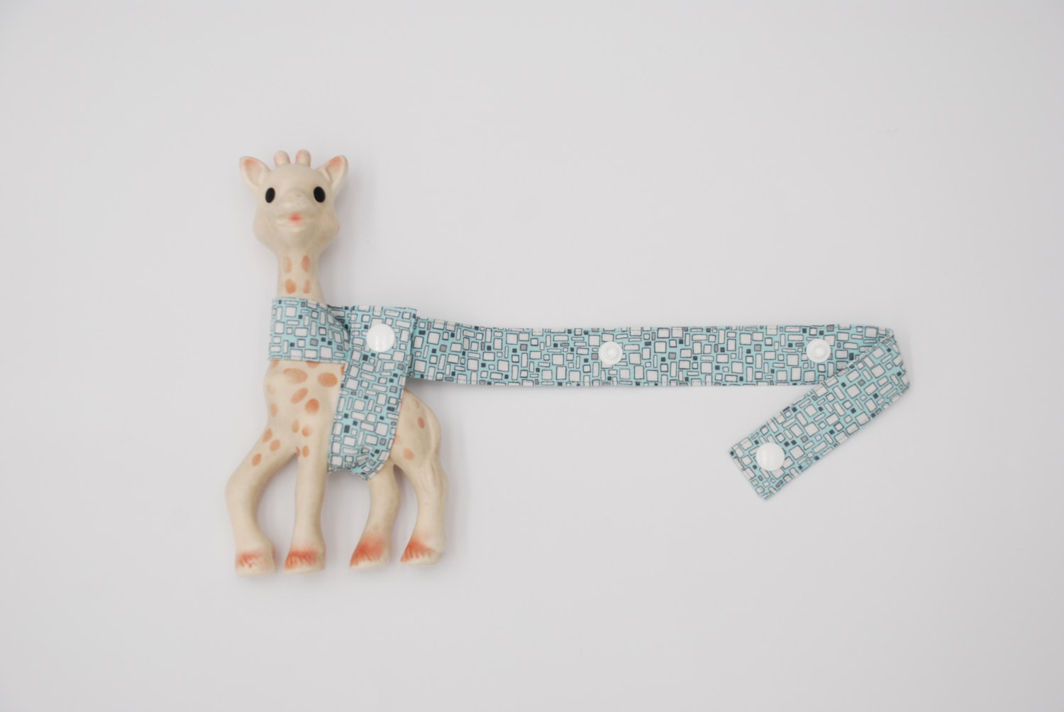 Sophie the Giraffe (& other toys) Toy Strap - Light Blue, Grey and White Boxes