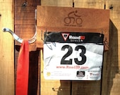 MEDAL display and bib holder