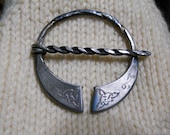 Etched Celtic Design Penannular Brooch Kilt Pin