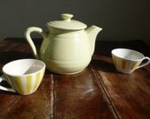 vintage teapot , yellow, coffee pot, 1940s, french  vintage housewares by ancienesthetique