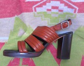 Vintage 1970's Bibiana Famolare platform heels sandals shoes 8.5 M